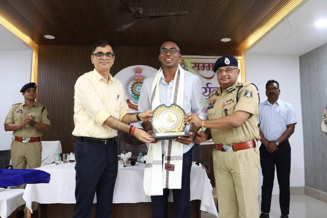 दोहरी उपलब्धि से चमका सरगुजा पुलिस परिवार